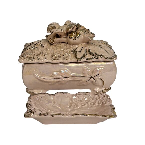 Pink Porcelain Cigarette Box And Ashtray  vintage with gold leaf - Picture 9 of 10